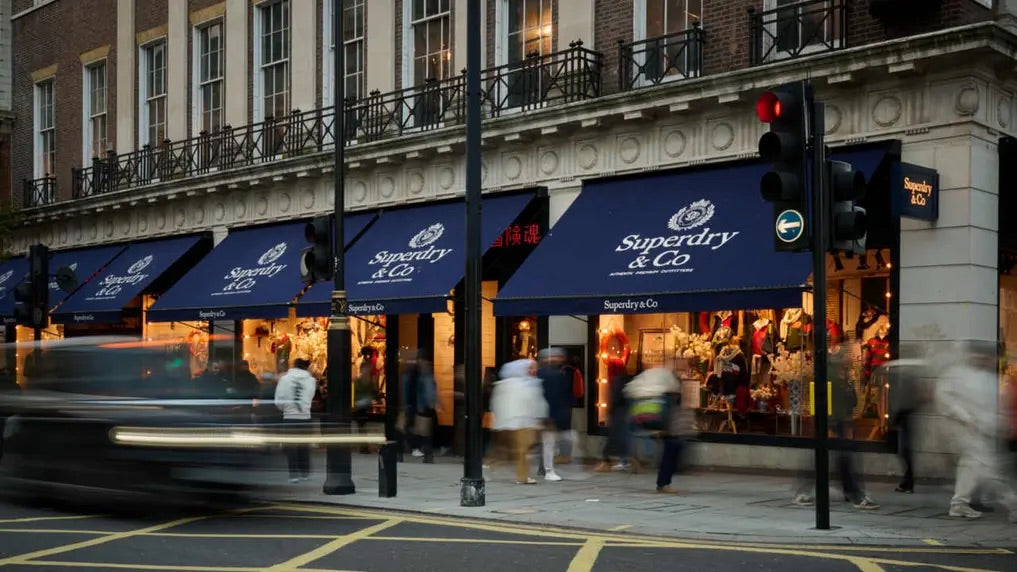 La marca británica Superdry llega a la Argentina para abrir 15 locales y ofrecerá ropa con precios similares a Europa
