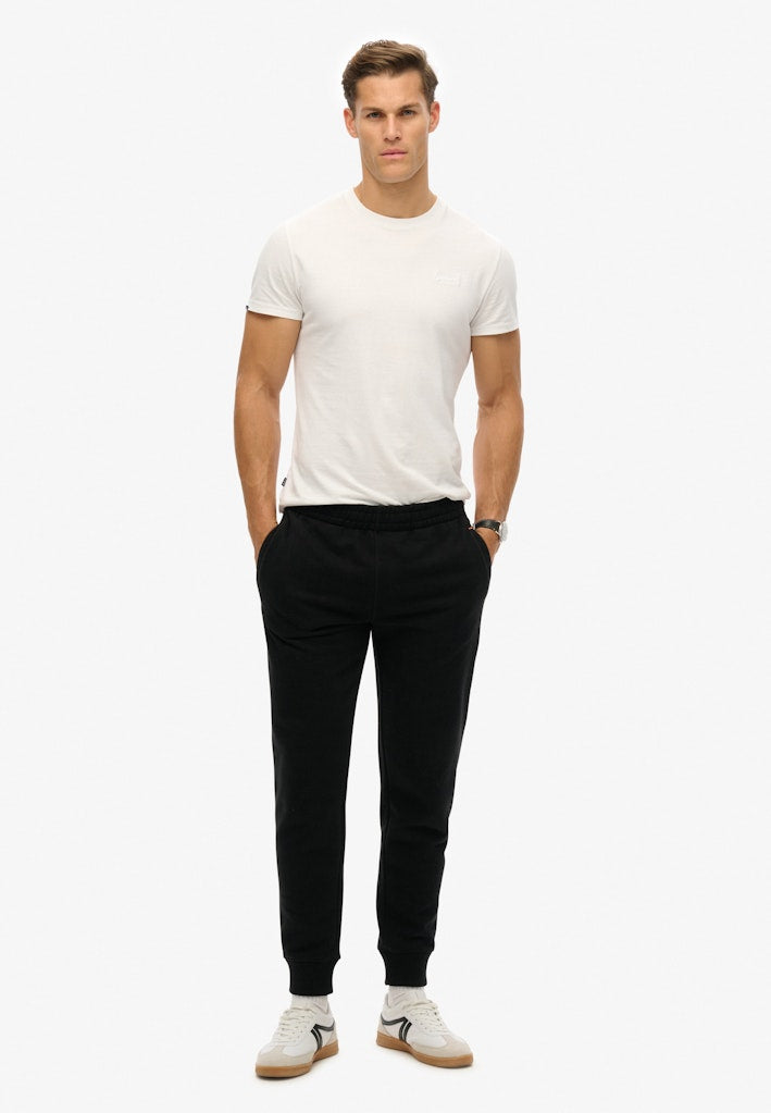 Joggers Essential Logo Semi Cepillados [fc:image_id:672c590e1febd06016da6f79] [fc:hash:2f2558b514126ec7df7b12bc47ae6d21fe2239e9]