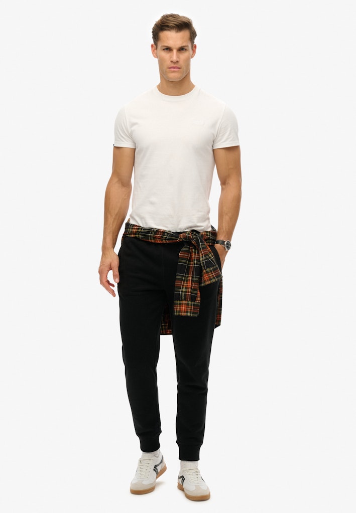 Joggers Essential Logo Semi Cepillados [fc:image_id:672c593c30071eb58f87d7f3] [fc:hash:eb3bb4c9e611a659c9c9cd633956fab12d5b41d2]
