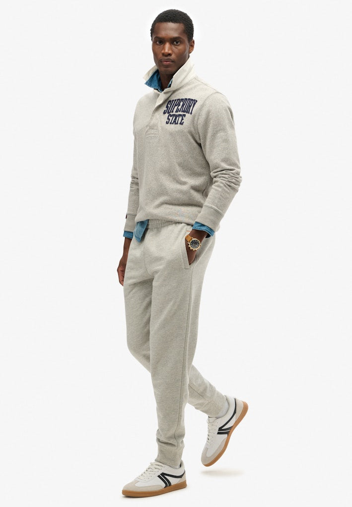 Joggers Essential Logo Semi Cepillados [fc:image_id:679235944d261444d03671d6] [fc:hash:4a4504316a83078dd692f8b87ccc90a10cd8cfd7]