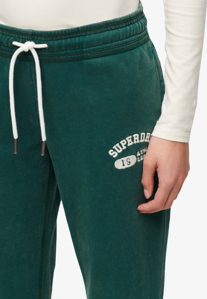 Joggers Acampanados de Talle Bajo Athletic Essentials [fc:image_id:67f7faa0e426d401f8c8eff6] [fc:hash:6bfce057c331f46cd5149789097f2c7487c306fe]