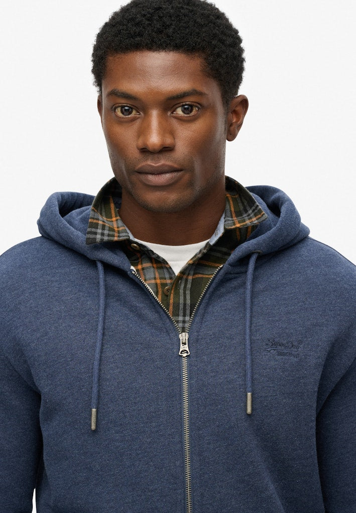 Sudadera con Capucha y Cremallera Essential Logo [fc:image_id:68731f2251e7c91f520f0021] [fc:hash:ca50692678ae6cda908374c22837dfd200c2c96b]