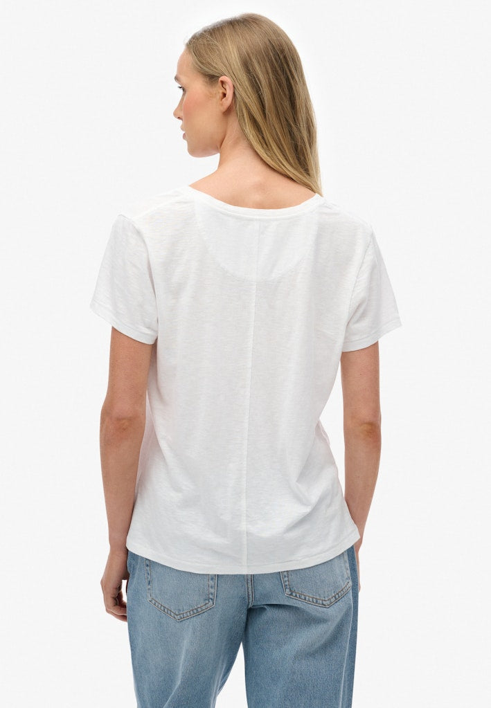 Camiseta Studios Slub con Bordado [fc:image_id:6897cc5b4c1173f4cfe21c40] [fc:hash:3488eca19f7ccc33d11acd940c792ab5a7195193]