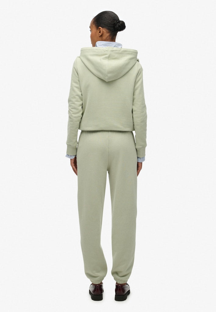 Joggers Essential Logo [fc:image_id:68befeb4d73a9d26f0a71105] [fc:hash:19e5d0b8ae2013269abb035cb89a450142d3955c]