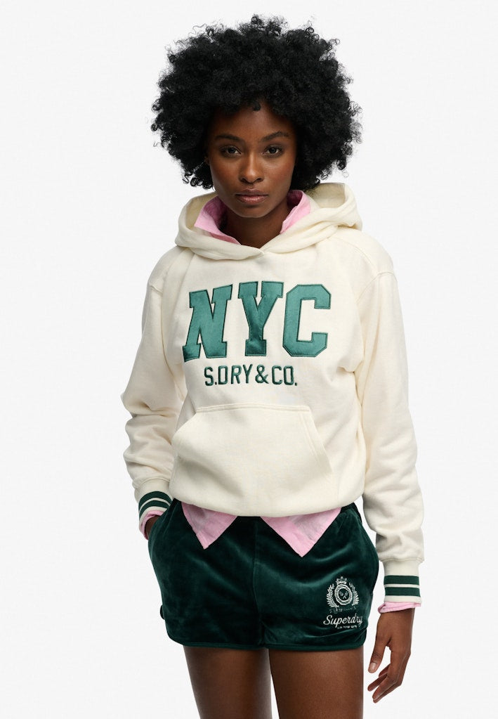 Sudadera Country Club Varsity [fc:image_id:68f15932d97bea9357319c9d] [fc:hash:87cf4fbc0832212a9098882a932ddafdba928258]