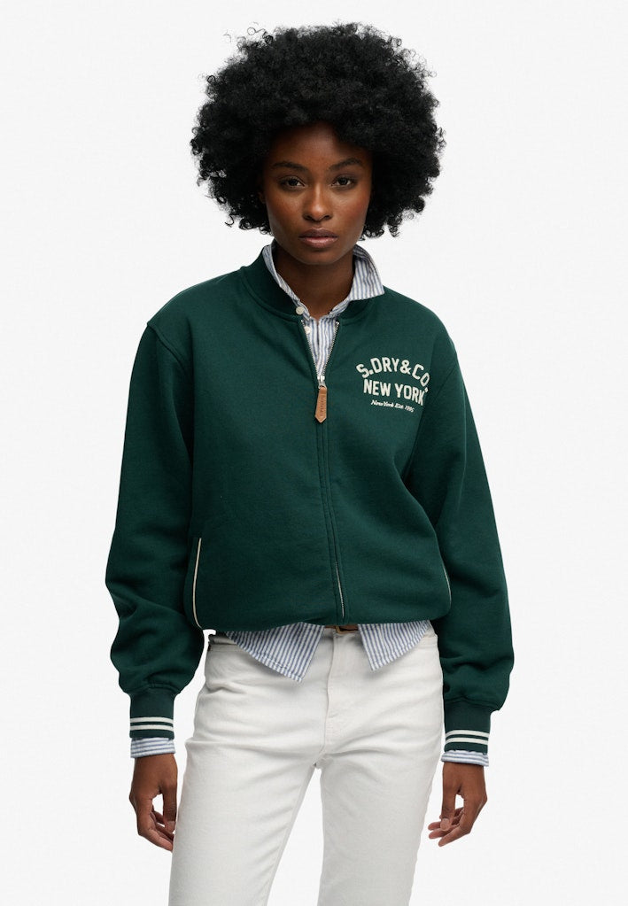 Bomber Jersey Country Club [fc:image_id:68f159683a85114b05b48db9] [fc:hash:2fc658f8c6111d9806422593deaf0490cec32809]