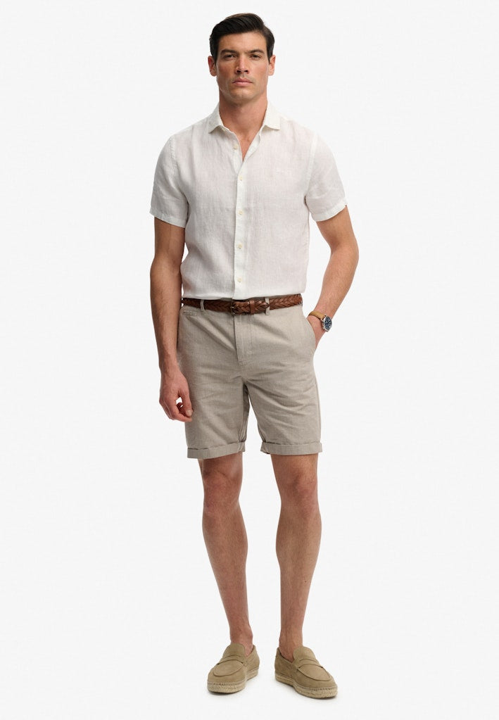 Shorts Chinos con Textura Premium [fc:image_id:691f7e84880b761f816a1d5c] [fc:hash:d224da72b078861303b2c88e072d7f93c6dae047]