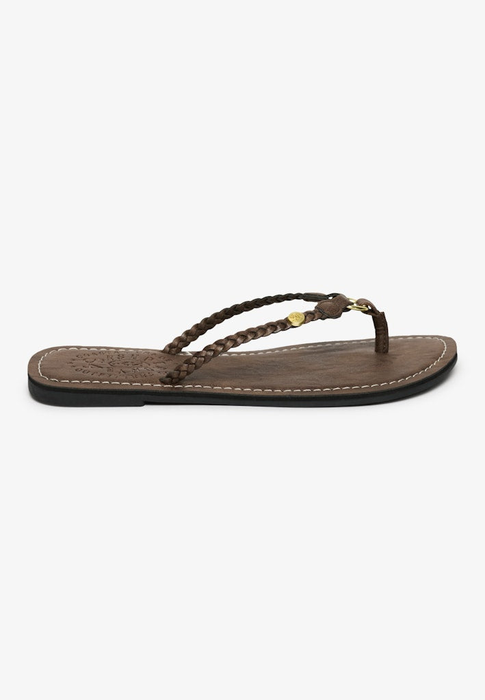 Chanclas Trenzadas de Cuero Sintético [fc:image_id:6920c5771e2b6b7c2ca8d05d] [fc:hash:33d24796d07ad85a6f14f7ced98f374733fa10ce]
