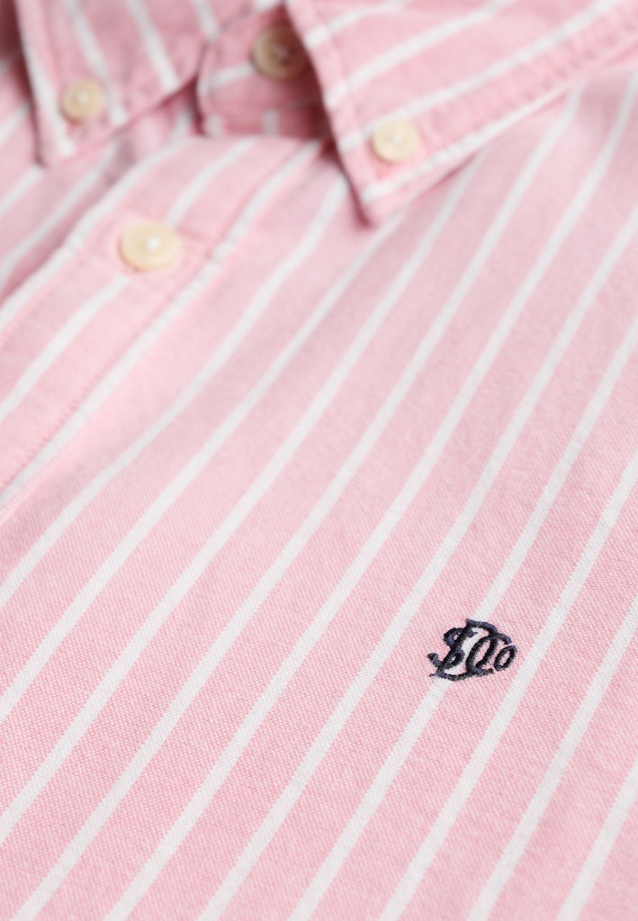 Camisa Oxford Preppy de Manga Larga [fc:image_id:6930c9bc296d4401a66de530] [fc:hash:bef60227d63e8d9a292b3fd3b6ea718984390942]
