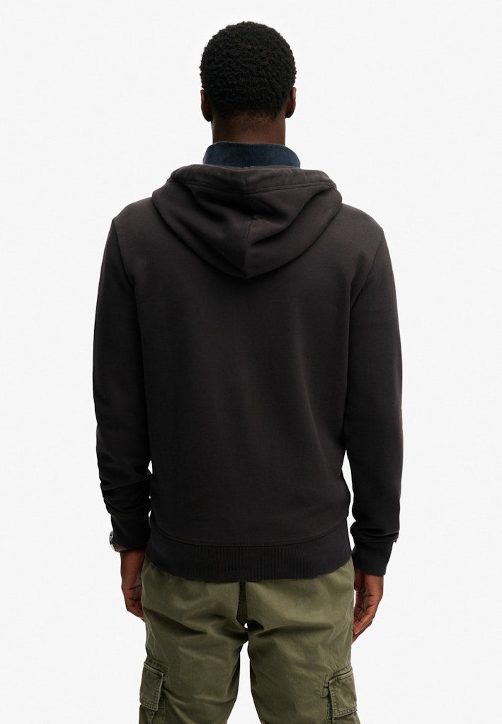 Sudadera con Capucha y Cremallera Essential Logo [fc:image_id:6934e6d4269c61721ee56cf4] [fc:hash:b865ce4e2a16ff1bee7d37614be46eb4621211eb]