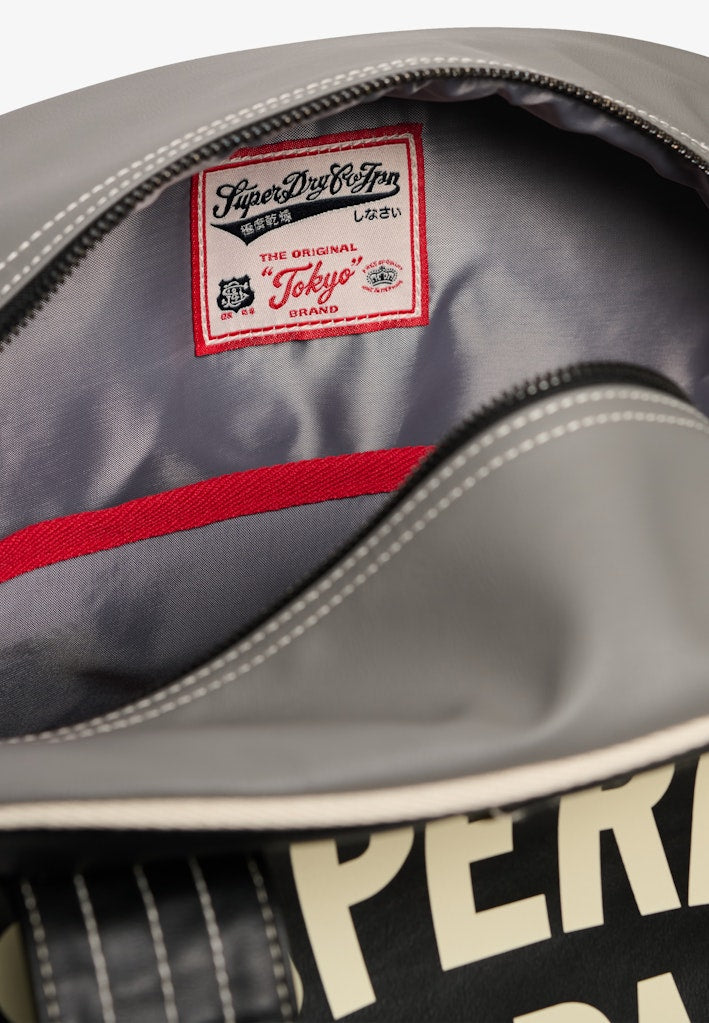 Bolso Bowling Retro Alumni [fc:image_id:69484a72c284b853637b6991] [fc:hash:884c426ddfc98fbd5ef065308e04a9635a0048ca]