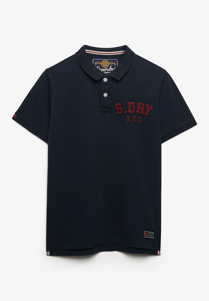 Polo Vintage Athletic [fc:image_id:694ad168723c6786821f5b67] [fc:hash:686c35aa9689933380238c6a5a652e1f906bef4e]