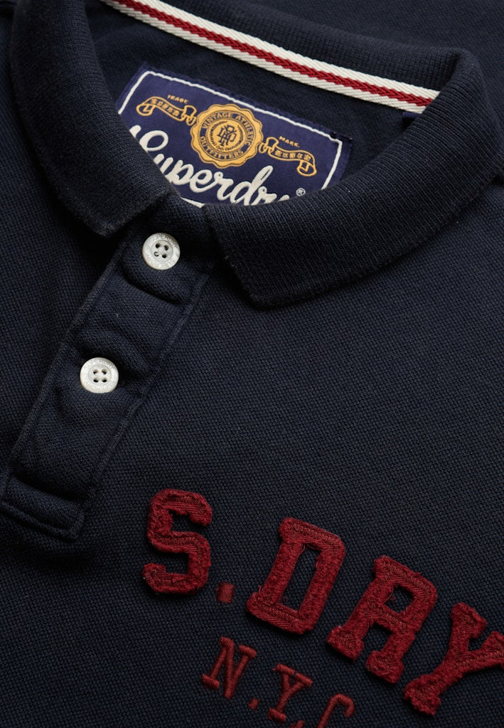 Polo Vintage Athletic [fc:image_id:694ad1ab4f9542eda85a1248] [fc:hash:74147cc71c77dbd56aaa4ea80faf202d0ead7169]
