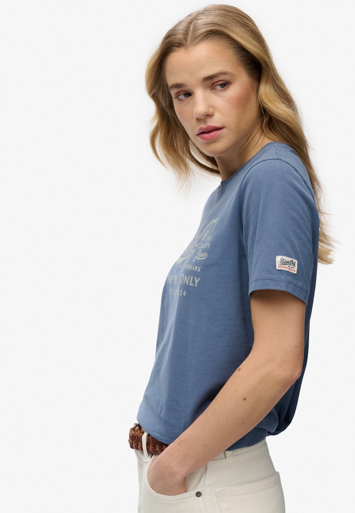 Camiseta Industry Workwear Corte Relajado [fc:image_id:696aa3af4e427e5d9a09cee8] [fc:hash:59489176c8a4b14b3ca8a618aee9824662876eb4]