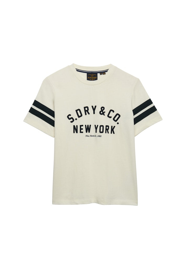 Camiseta Country Club con Aplique [fc:image_id:697a750cd5856bf0920a7518] [fc:hash:2b35dcc011ad1fa3b03f2046d1813b82b509b9a4]