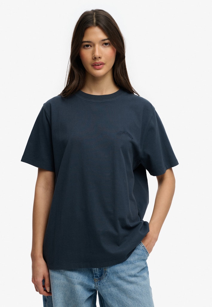 Camiseta de corte holgado con logotipo Essential [fc:image_id:69824e0659e7c1711d444cd7] [fc:hash:1171b93a772d2de0e58724eeb70a980135e075de]