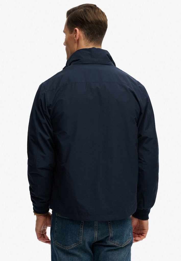 Chaqueta Deportiva Flyweight [fc:image_id:69c58c8236c8261d56c6709f] [fc:hash:573fe5ef83dd8d6a7202624e3ffcb7ddee5f4d2f]