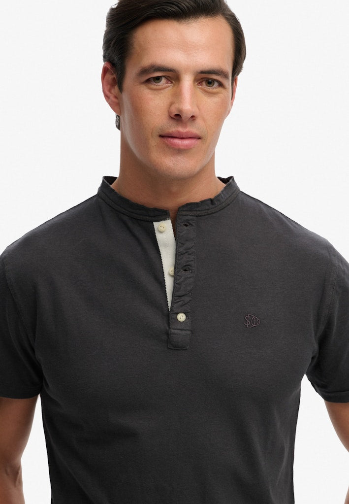Camiseta Henley de Manga Corta de Algodón y Lino Clásica [fc:image_id:69c6ed2444259c315f7299ca] [fc:hash:f8d075eab40ffae3376c096e66de02b2ce82cb94]