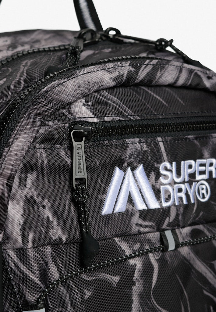 Mochila Outdoor 28L Corte Regular [fc:image_id:69cadb35383d4d1a3663060f] [fc:hash:87e7ca8436a7e51909d982392bc5019bb4380404]