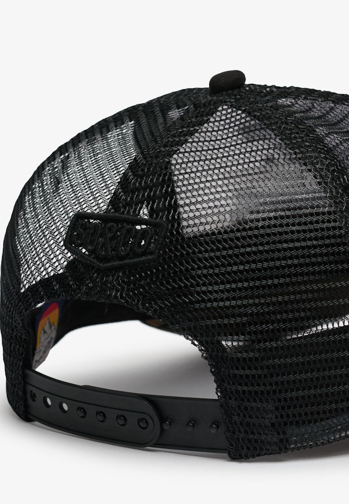 Gorra Trucker de Malla [fc:image_id:69cc2c7bb1b2142006d95100] [fc:hash:084daf2edf079e49f89e99bb3b2e856e23fd540c]