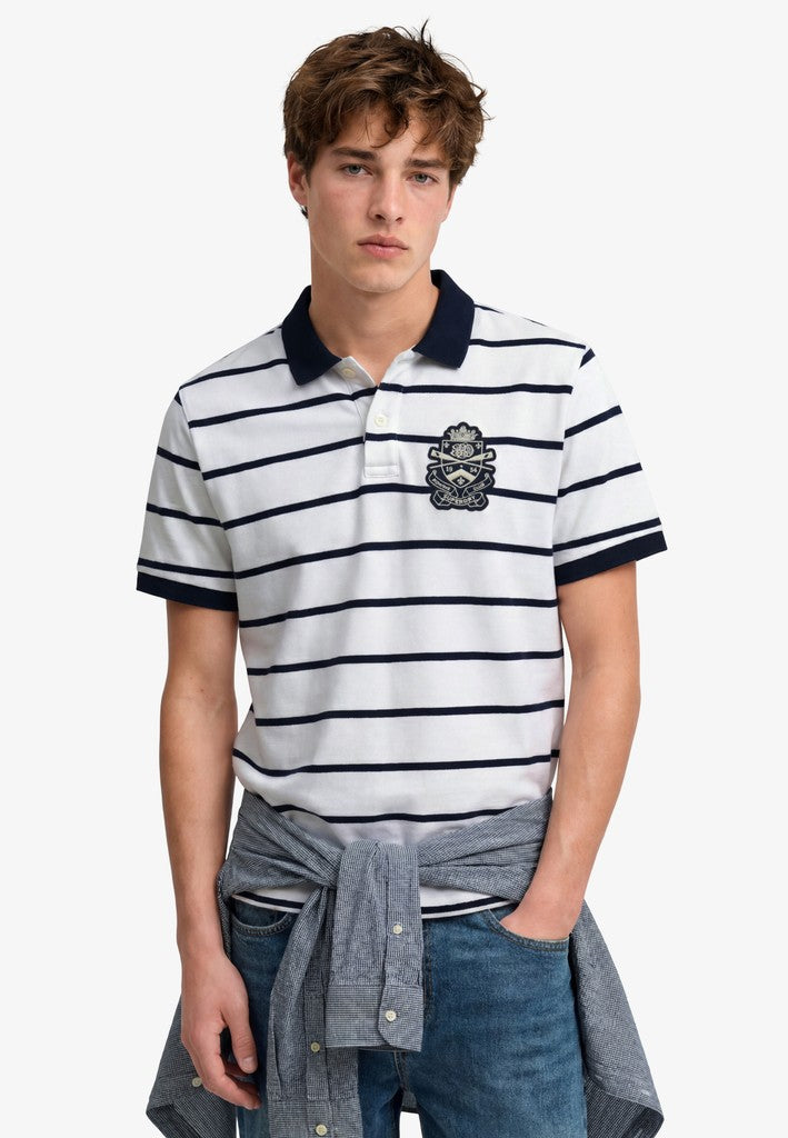 Polo Crest Stripe [fc:image_id:6a57f28cd67f7187dac6fda6] [fc:hash:4eb85e29a2ec380ee702865cba215541757a32f3]
