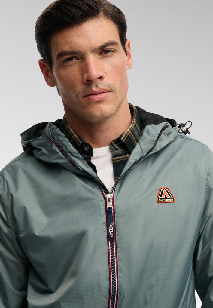 Chaqueta Cortavientos Essential [fc:image_id:6aaaef1328b95f41c7acbb94] [fc:hash:1f811c9ca1cfb8c90971d89cd6412489abfb11b3]