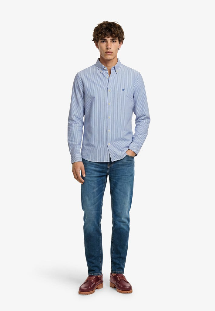 Camisa Oxford Preppy de Manga Larga [fc:image_id:6aaee2f353b1c84760620af1] [fc:hash:f0508fc04523d71d2ddee58e73dd44a2e45cb116]