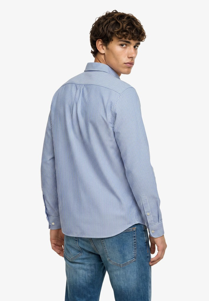 Camisa Oxford Preppy de Manga Larga [fc:image_id:6aaee2f353b1c84760620af3] [fc:hash:ef75b25ecc7fd85c24f264dc8618ab17e46b6fe8]